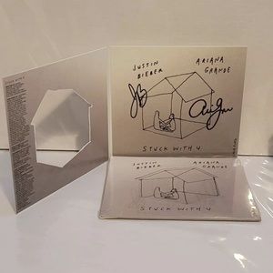 SIGNED Ariana Grande & Justin Bieber CD
